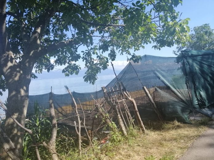 Левица: Додека Владата на СДСМ шири хистерија, локалната мафија директно гради во водите на Охридското Езеро