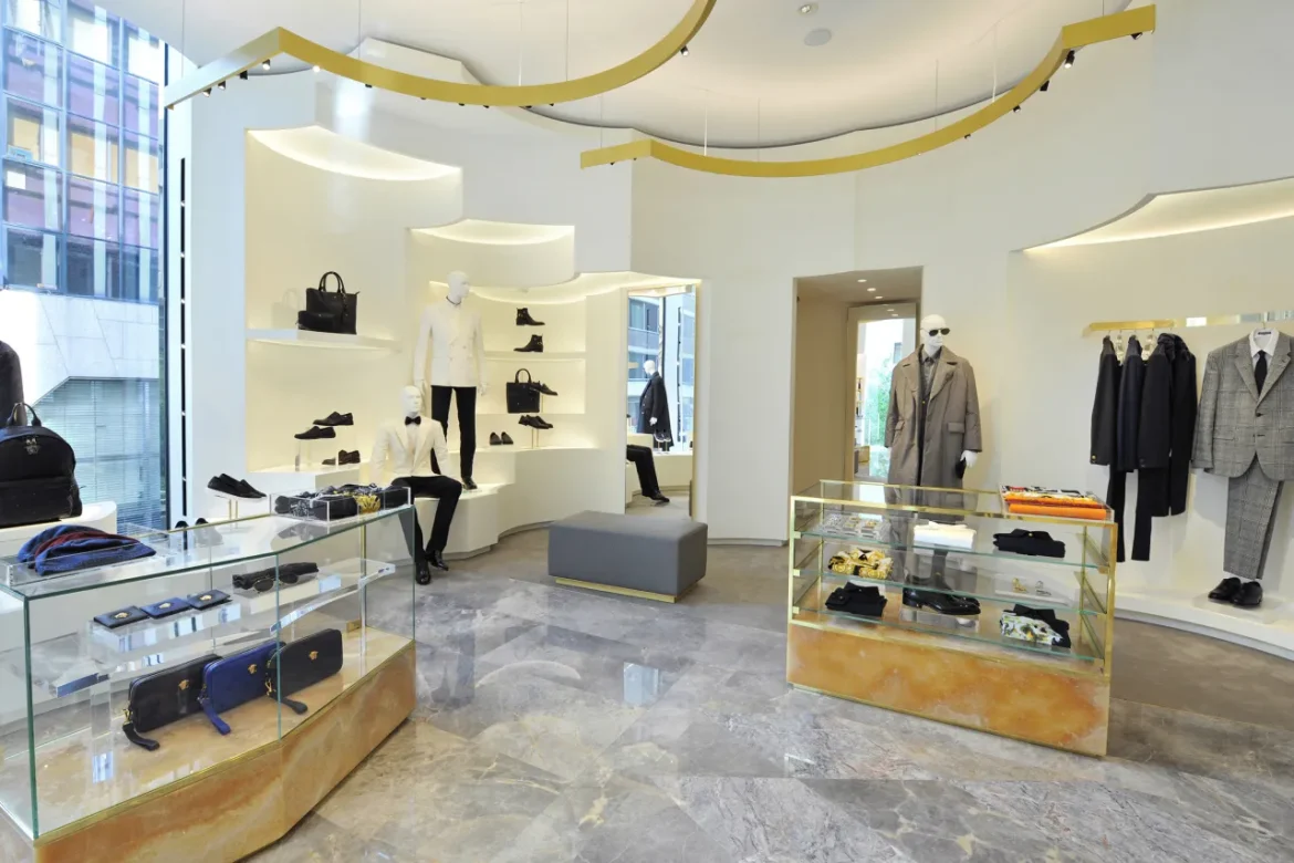 versace-ginza03